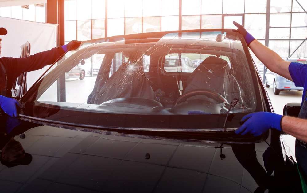 Windshield and Glass Repair service | Kelso NSW | Spray it